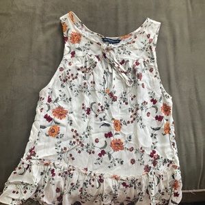 American eagle white floral tank